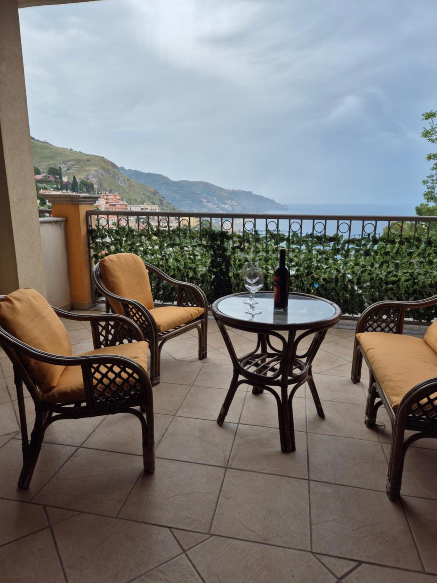 Casa Flavia Apartman Taormina Kültér fotó